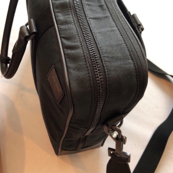 Commuter Brief - Picture 3 of 4